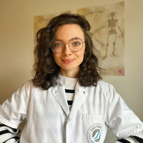 Cómo elegir la talla y el tejido ideal de tu bata de laboratorio