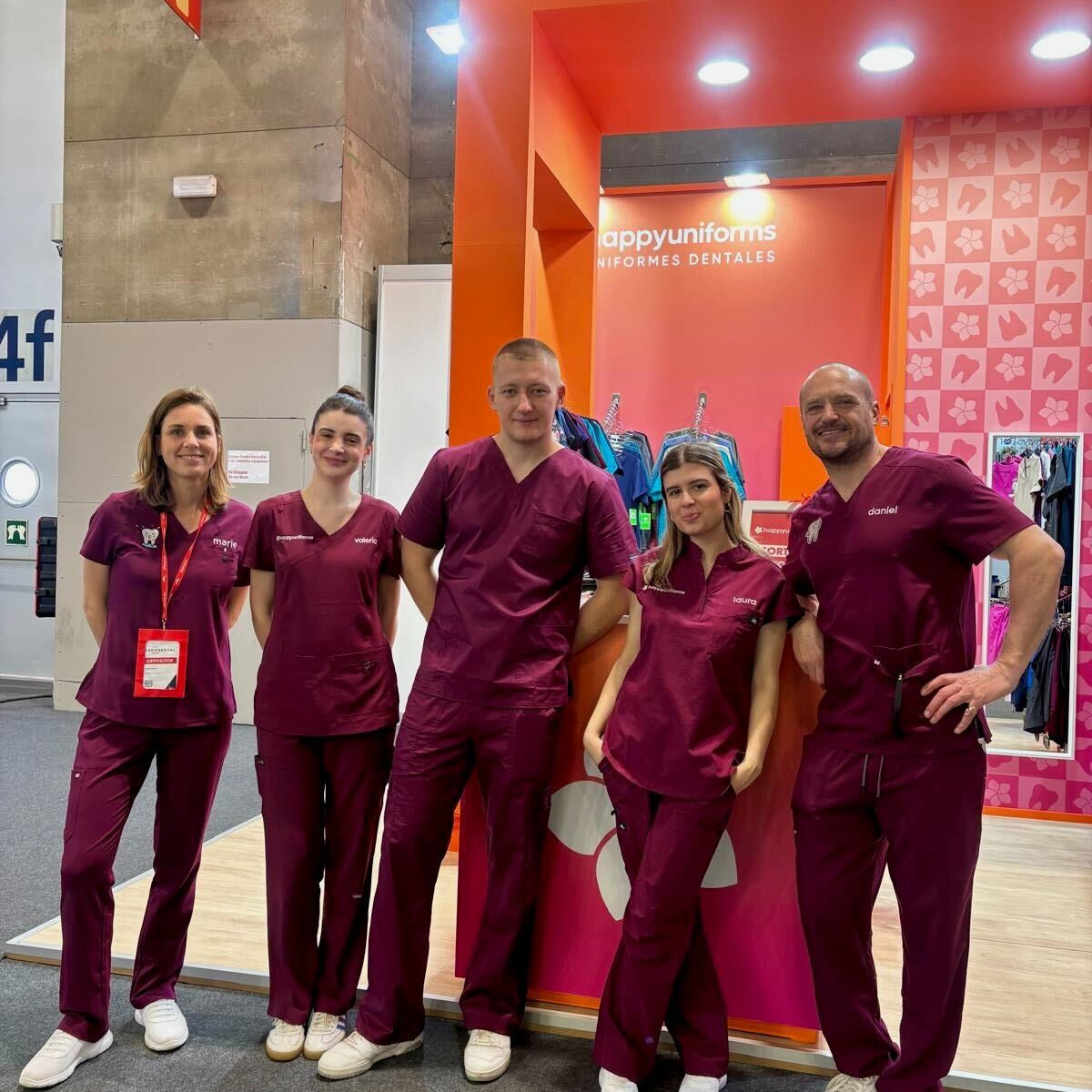 Happyuniforms en Expodental 2026 en IFEMA Madrid 🦷