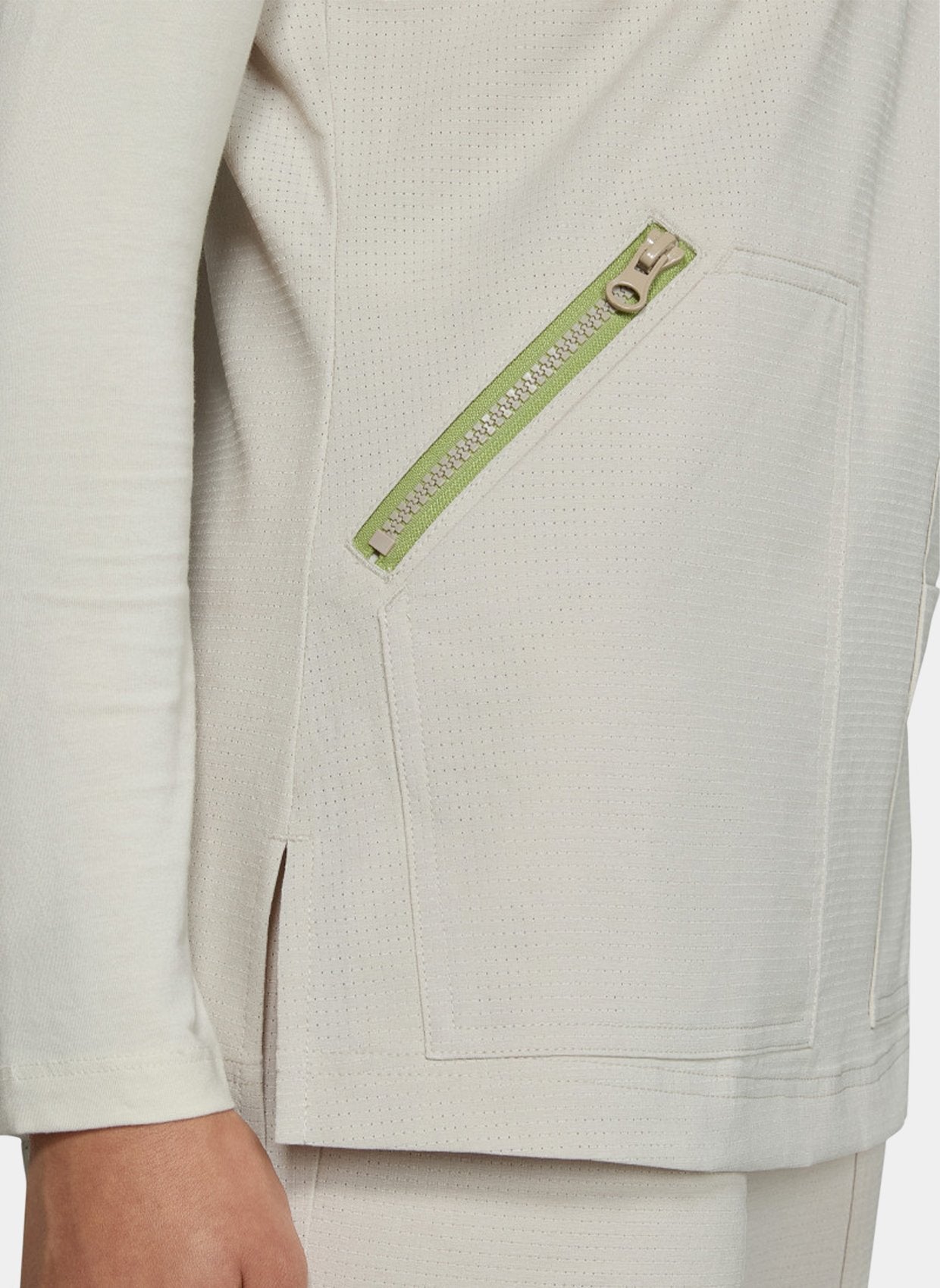 Women's Koi Solis Sari Scrub Top in Bone